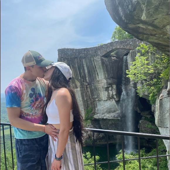 Meet your Posher, Romina - Picture 4 of 9